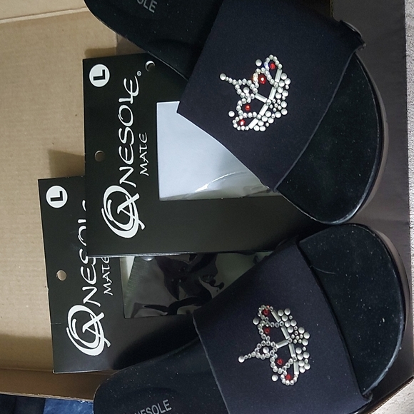 Onesole wedge shoes with mates - Picture 2 of 4